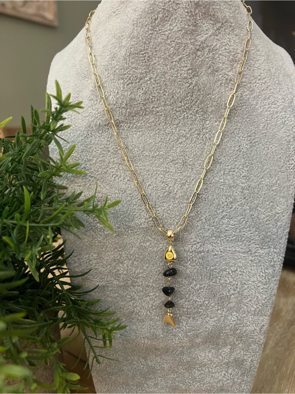 Gold Chain Necklace with Black Bead Pendant - Elegant Women's Jewelry